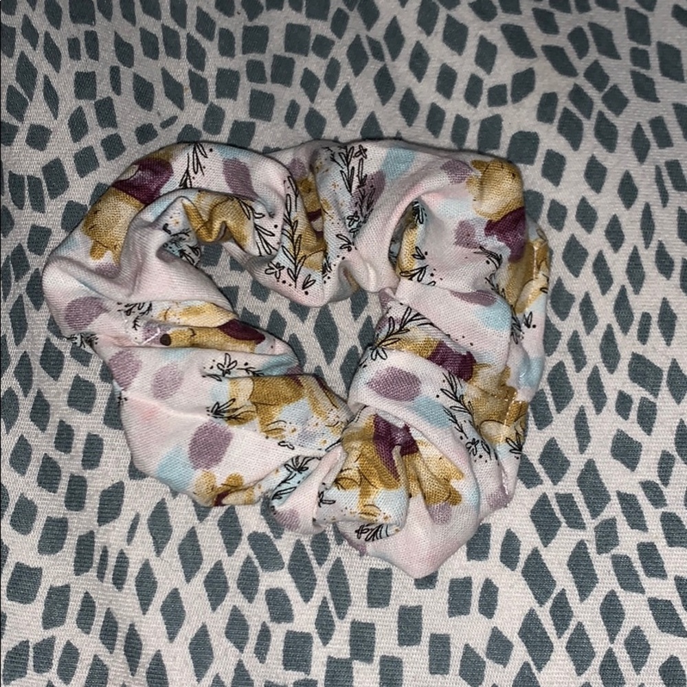 Winnie the Pooh hair tie